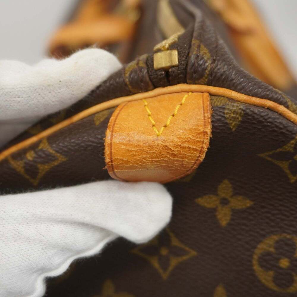 LOUIS VUITTON Brown Monogram Keepall 55 Boston Bag - Picture 14 of 16